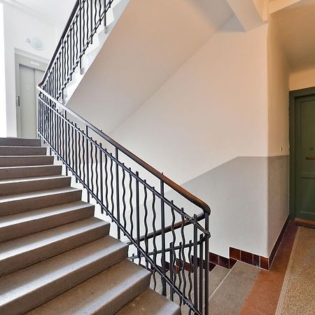 Old Town Sq. Apartment Прага Екстериор снимка